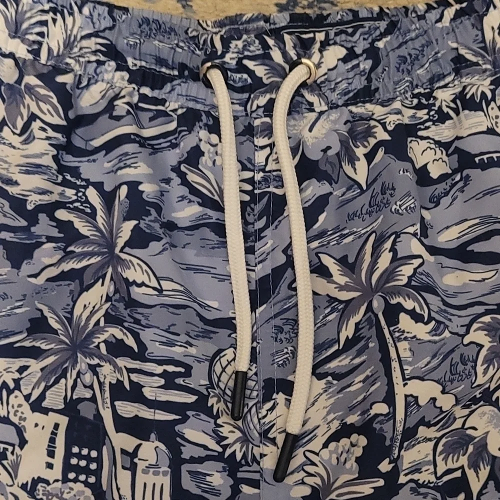 Crown & Ivy sz large blue white tropical beach swim trunks shorts SW42